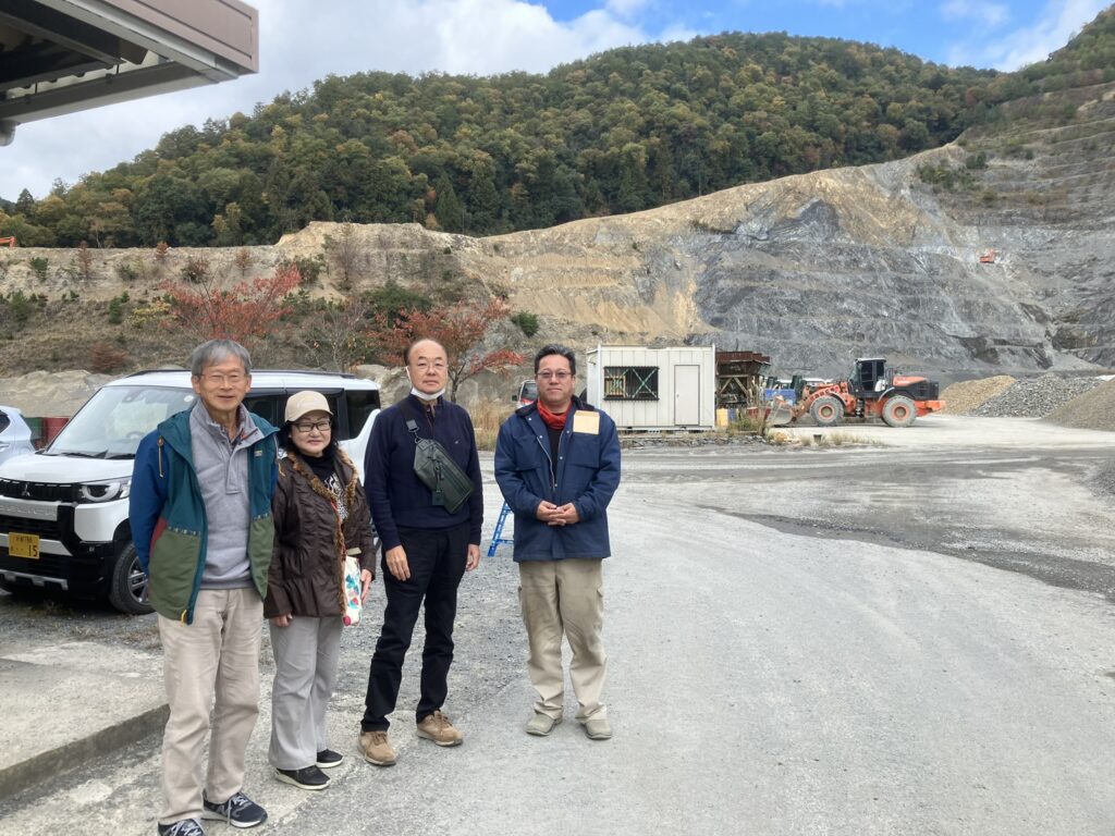 公害防止協定に基づく砕石工場、生コン工場の立ち入り調査を実施しました