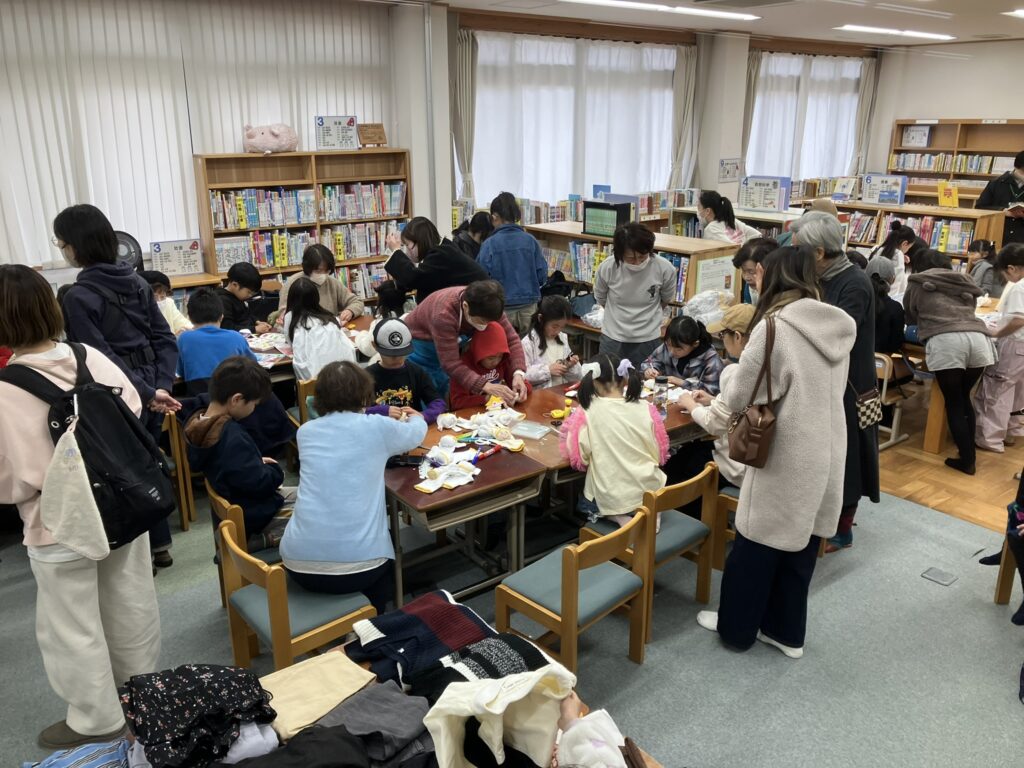 市原野小学校で「ほっこりまつり」が開催されました